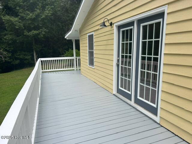 100530251 | Photo 23