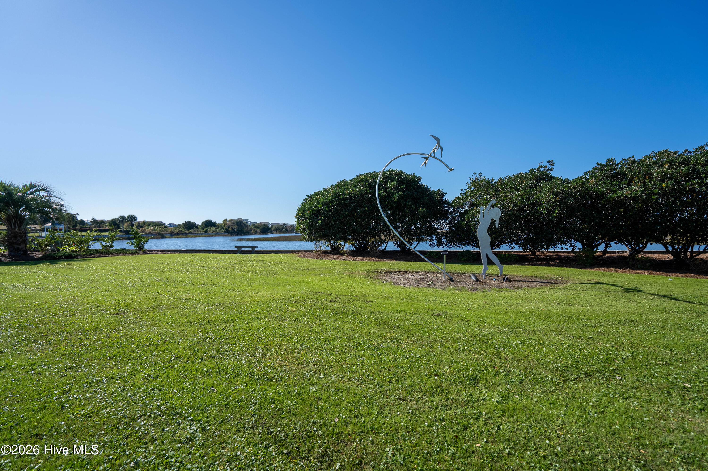 100551504 | Photo 40