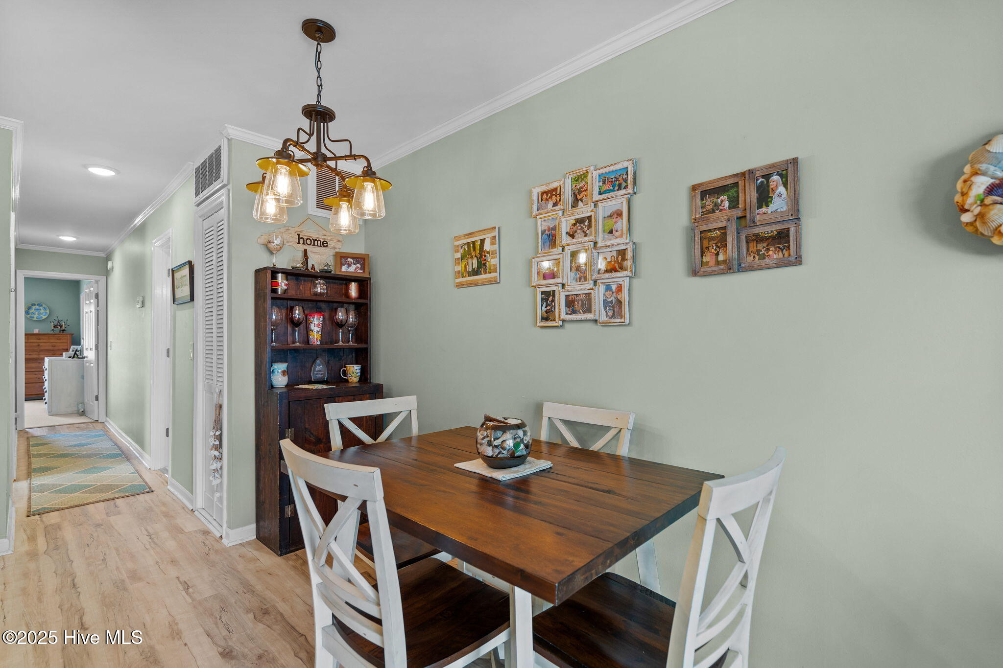 100538407 | Photo 17