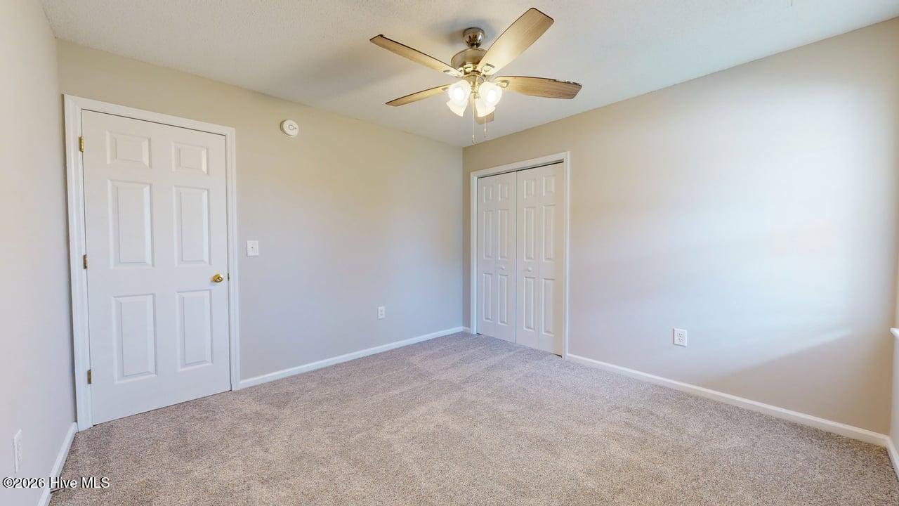 100564739 | Photo 29