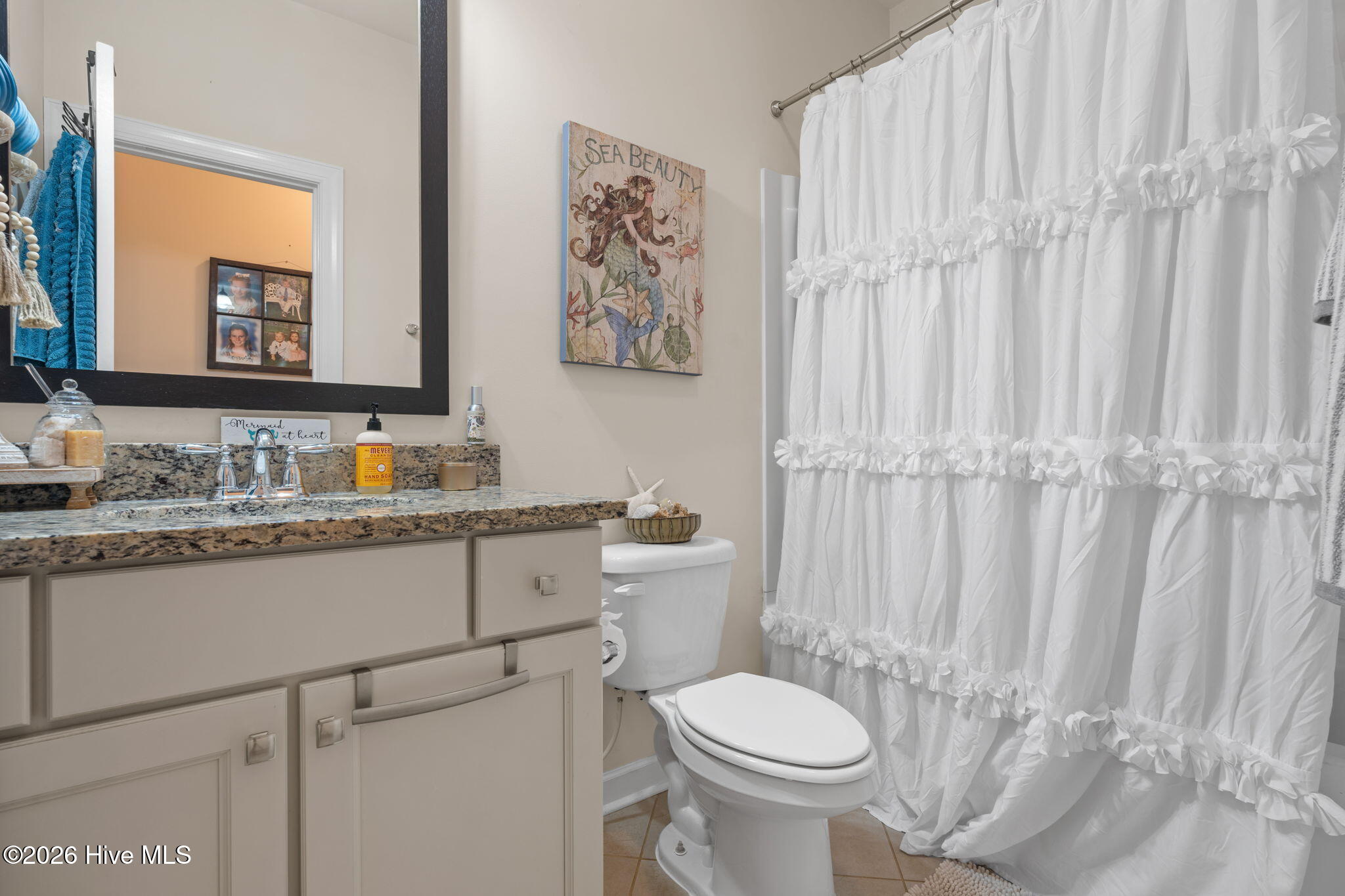 100567618 | Photo 23