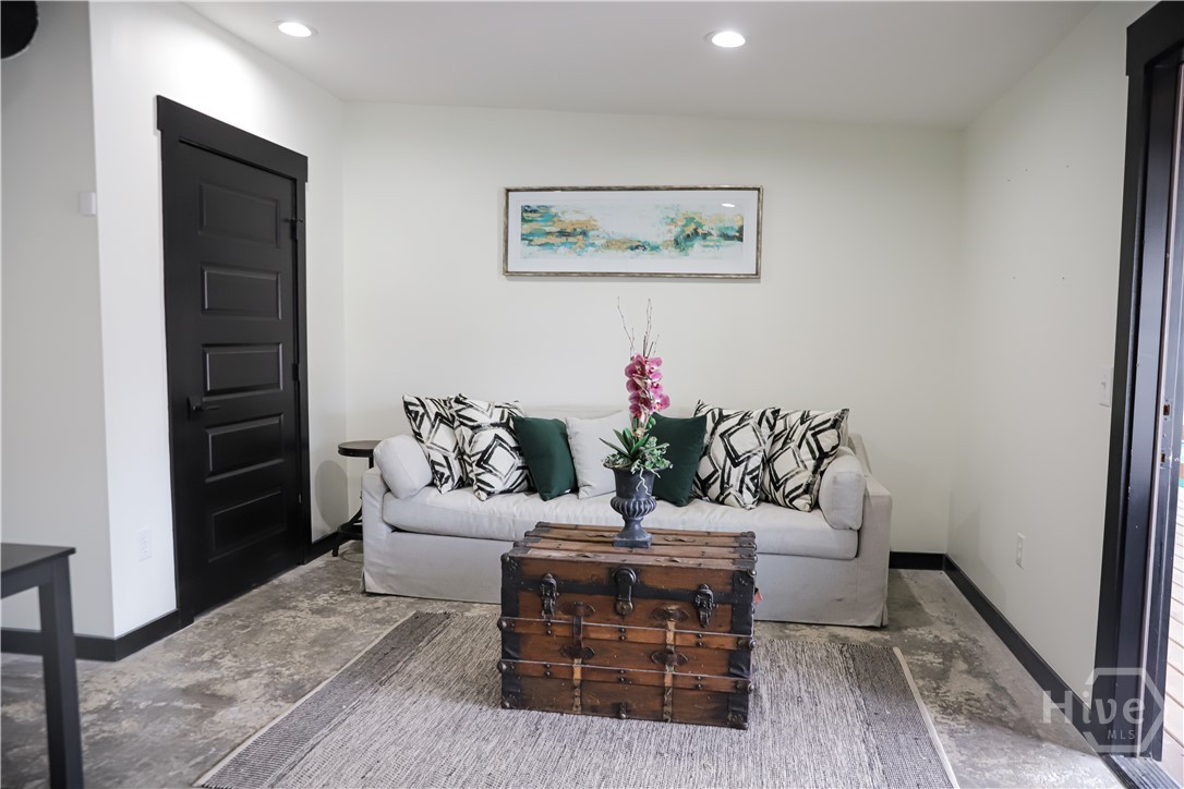 712 N Laurel Street UNIT 600, Springfield, GA, 31329