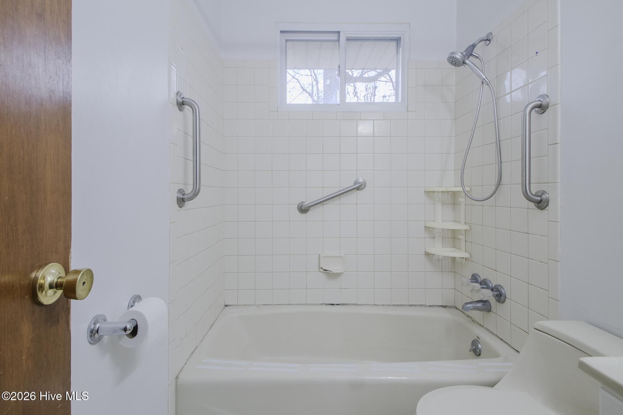 100552171 | Photo 22