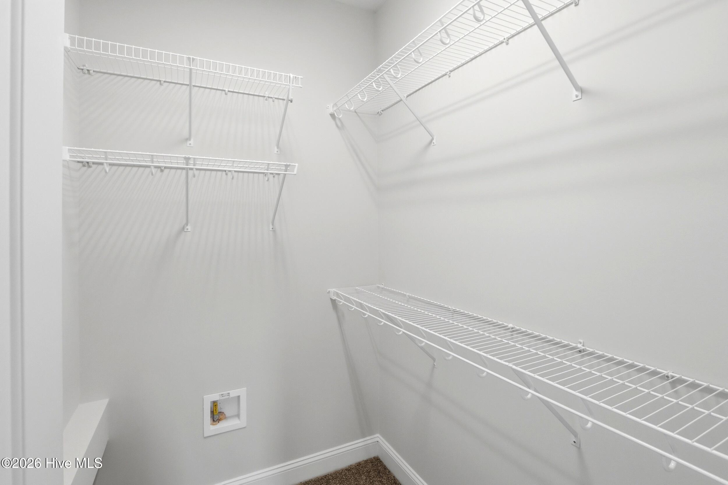 100569035 | Photo 28