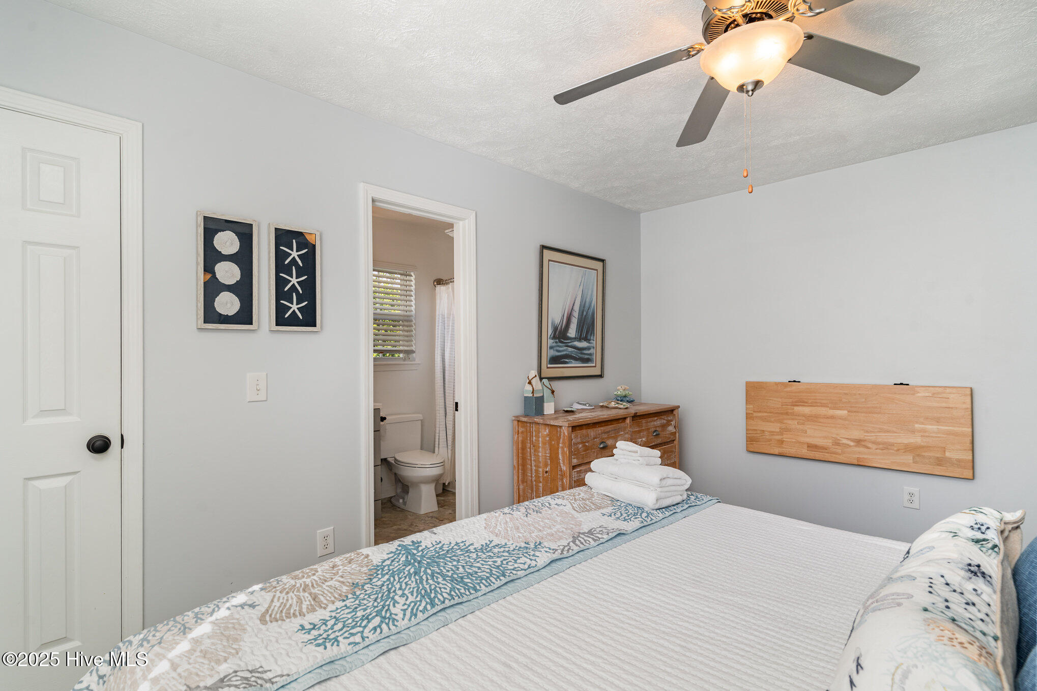 100497000 | Photo 18