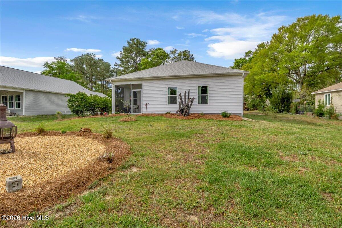 100566058 | Photo 50