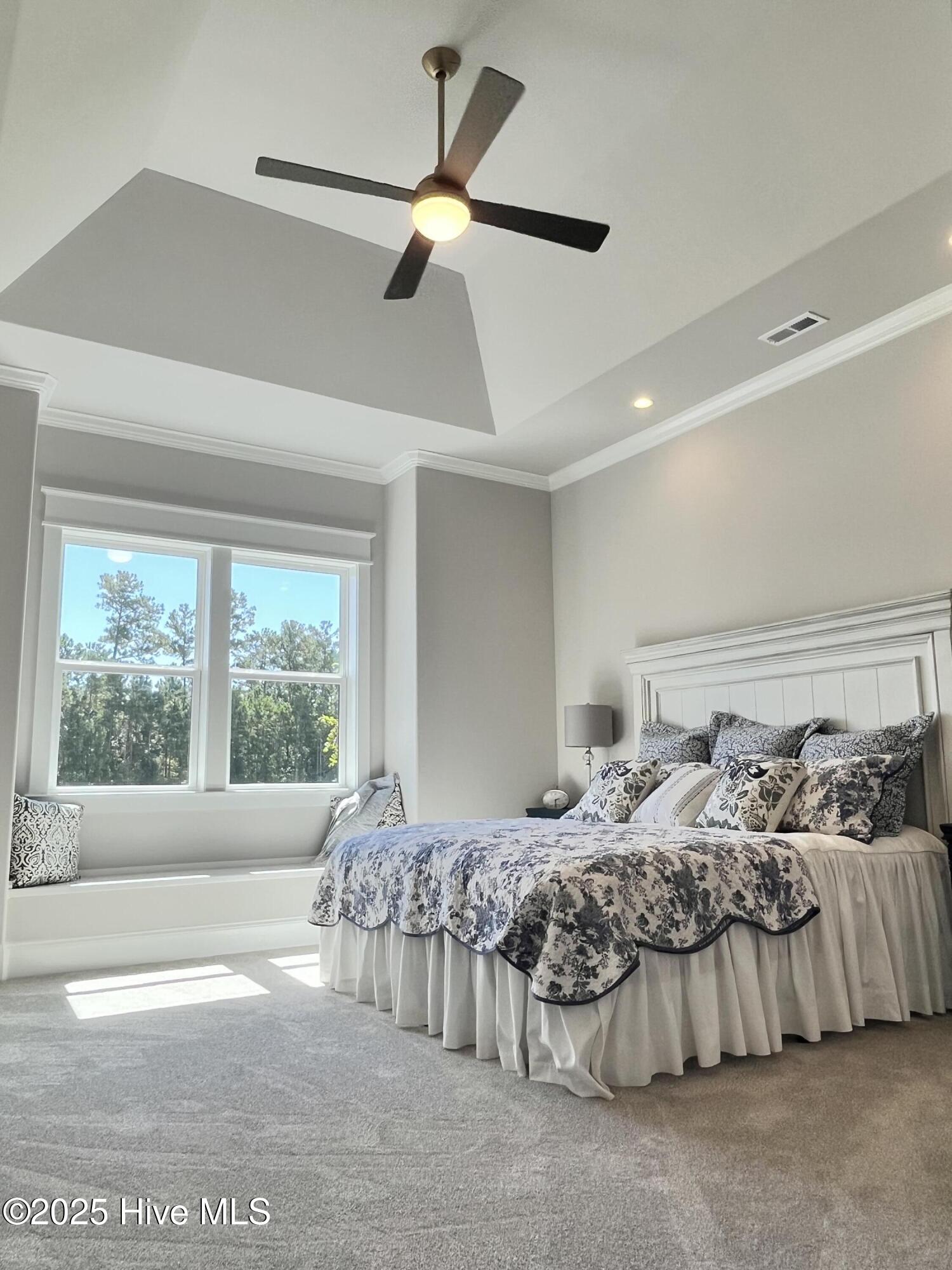 100478560 | Photo 37