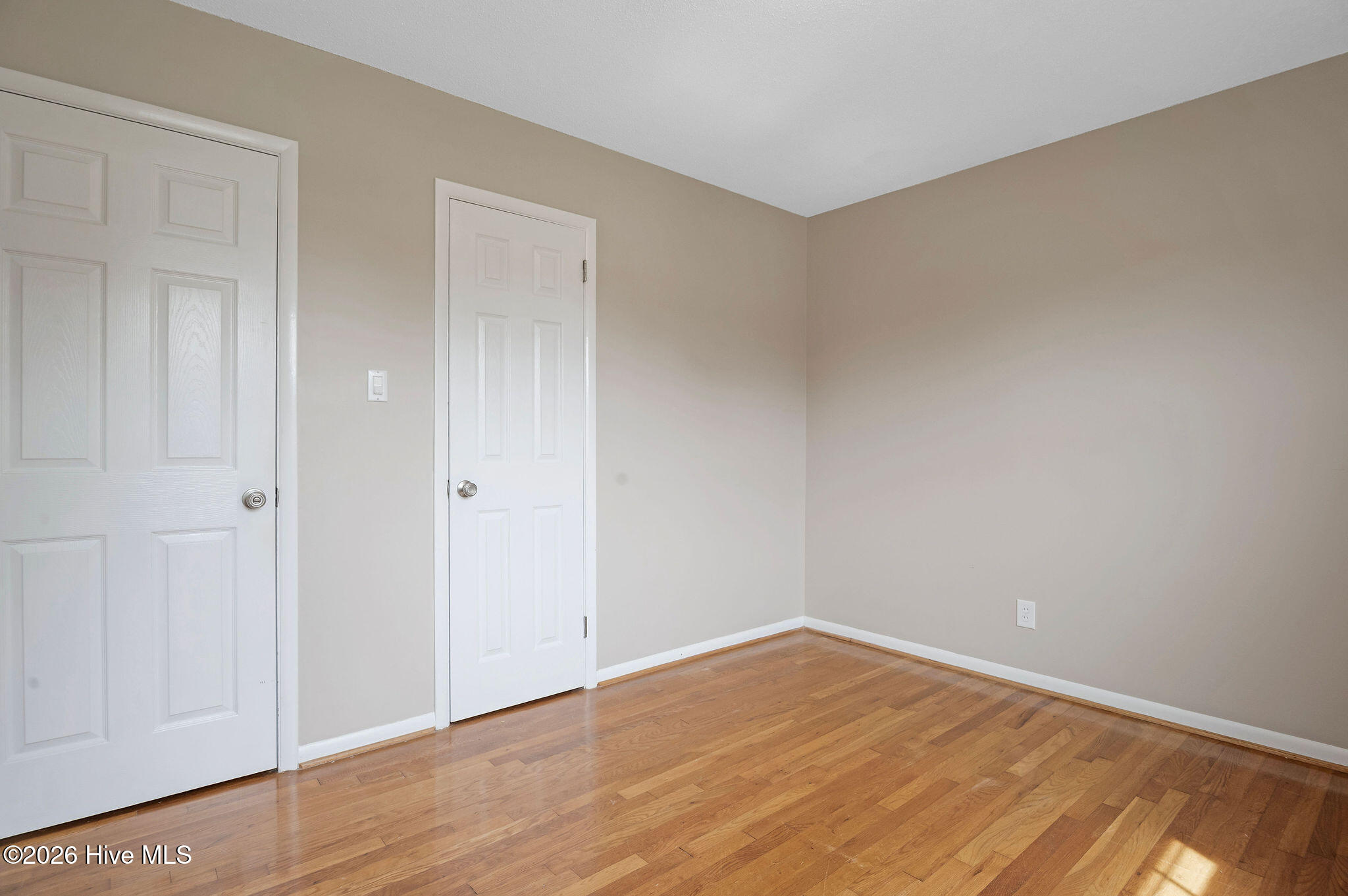 100565785 | Photo 22