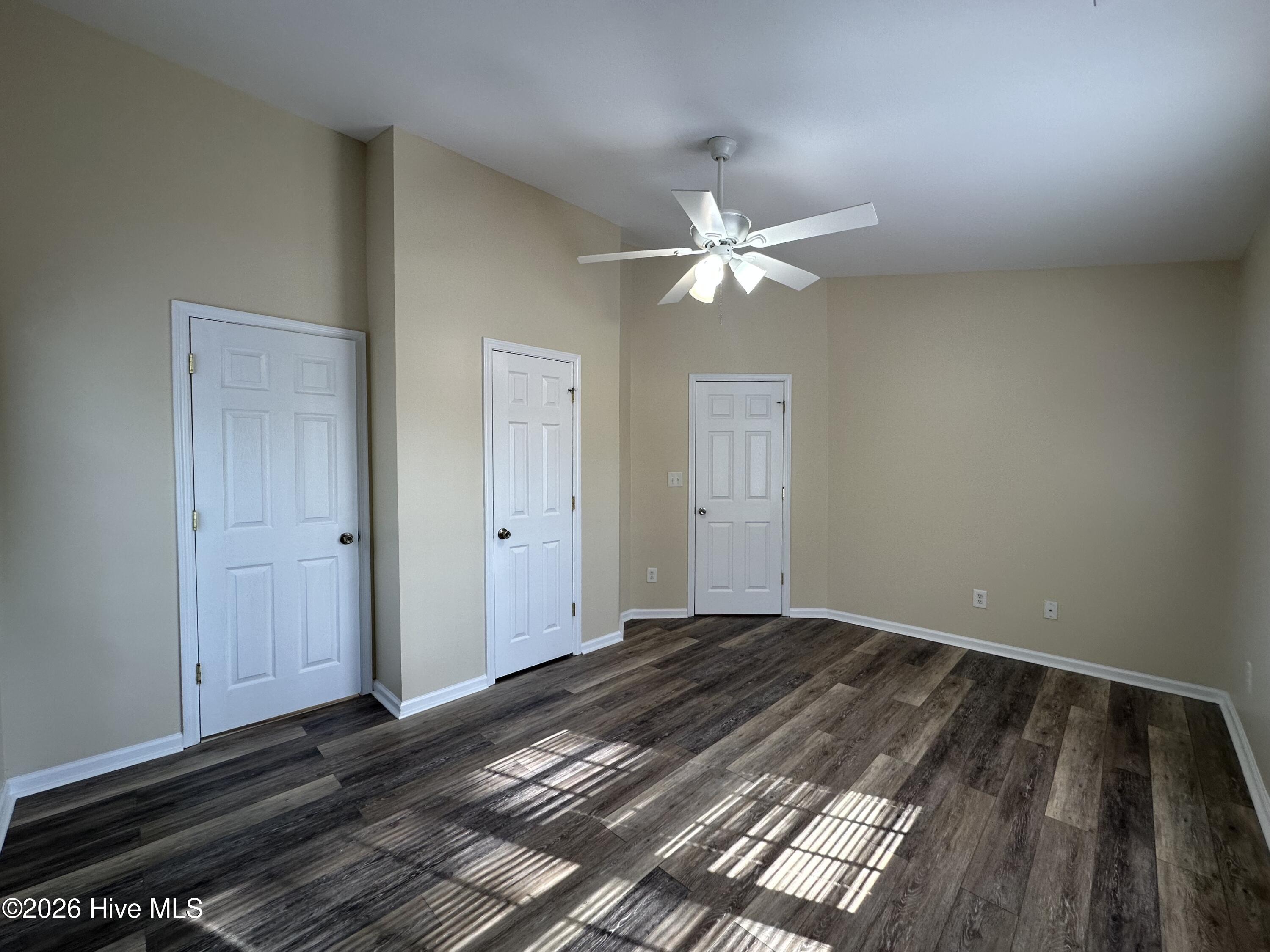 100564152 | Photo 23