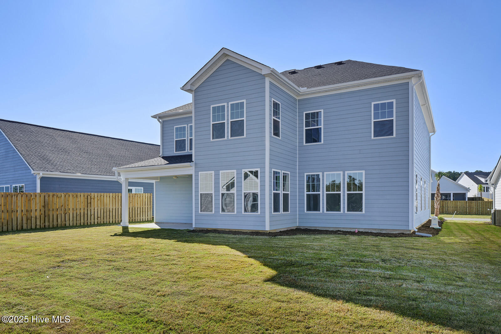 100500877 | Photo 51