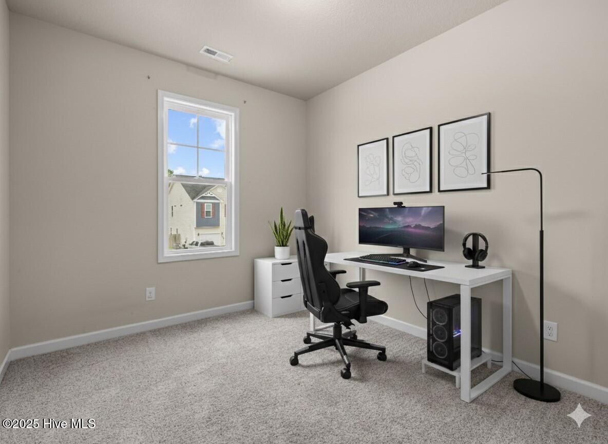 100524411 | Photo 32