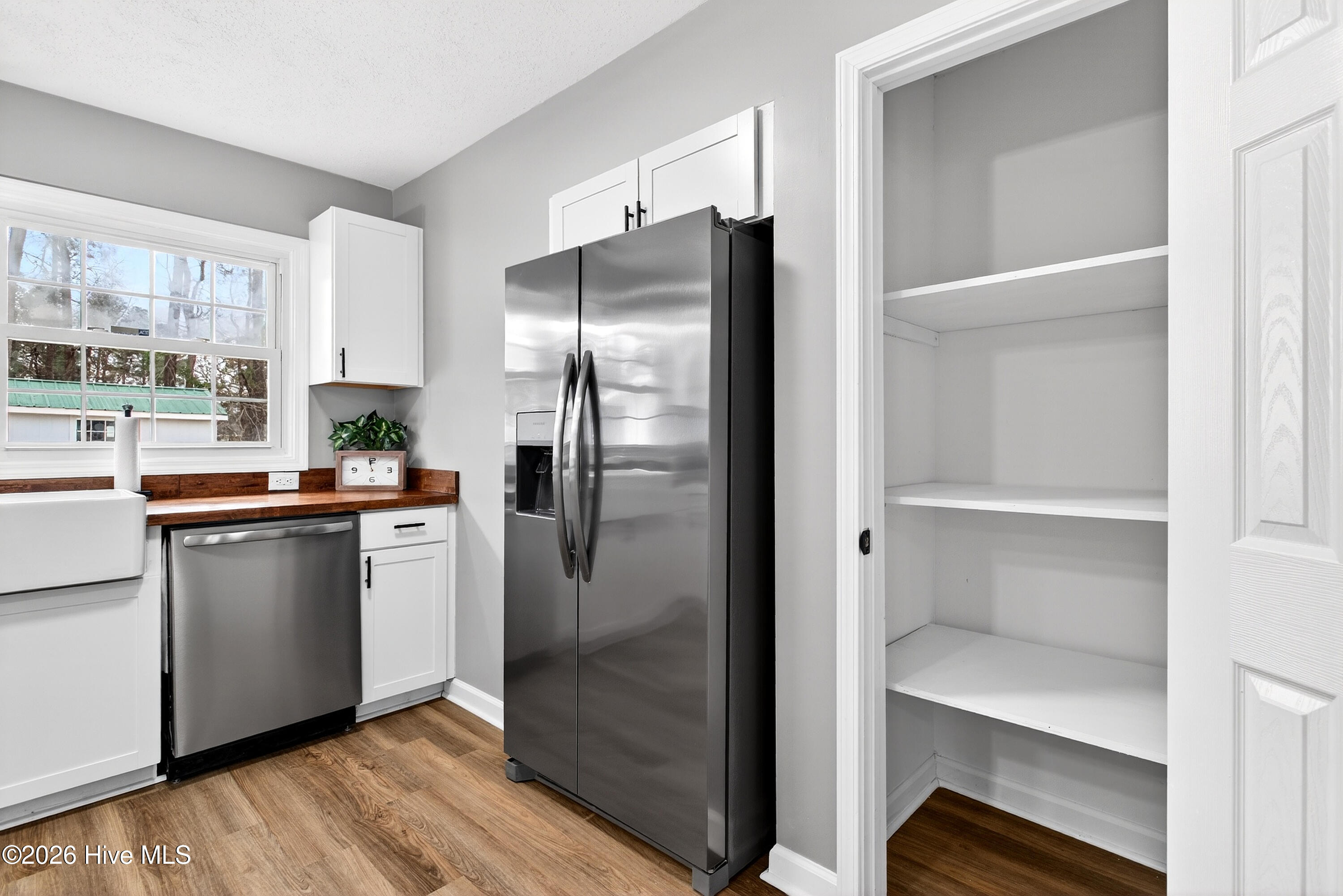 100551597 | Photo 12