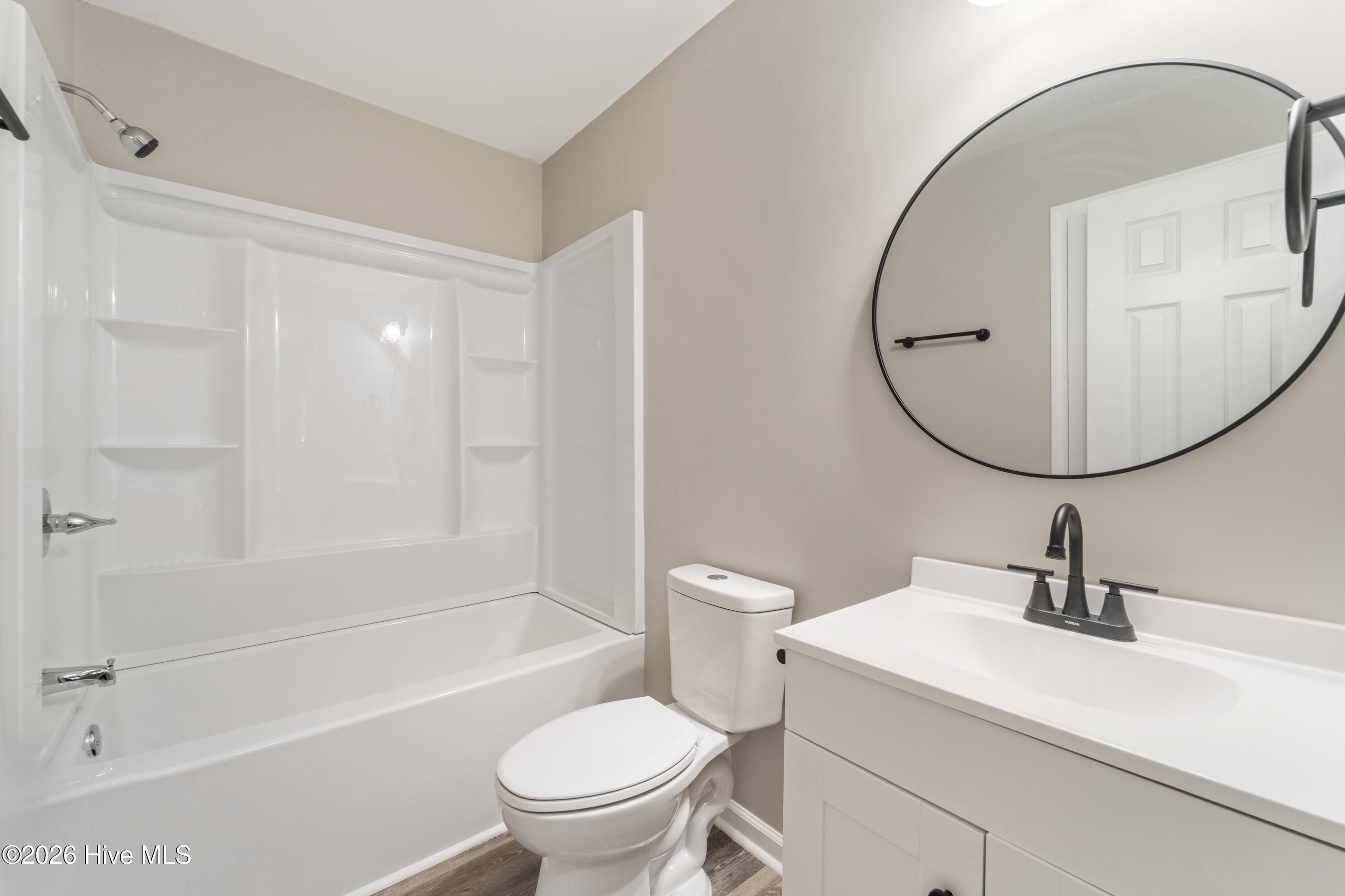 100549995 | Photo 23