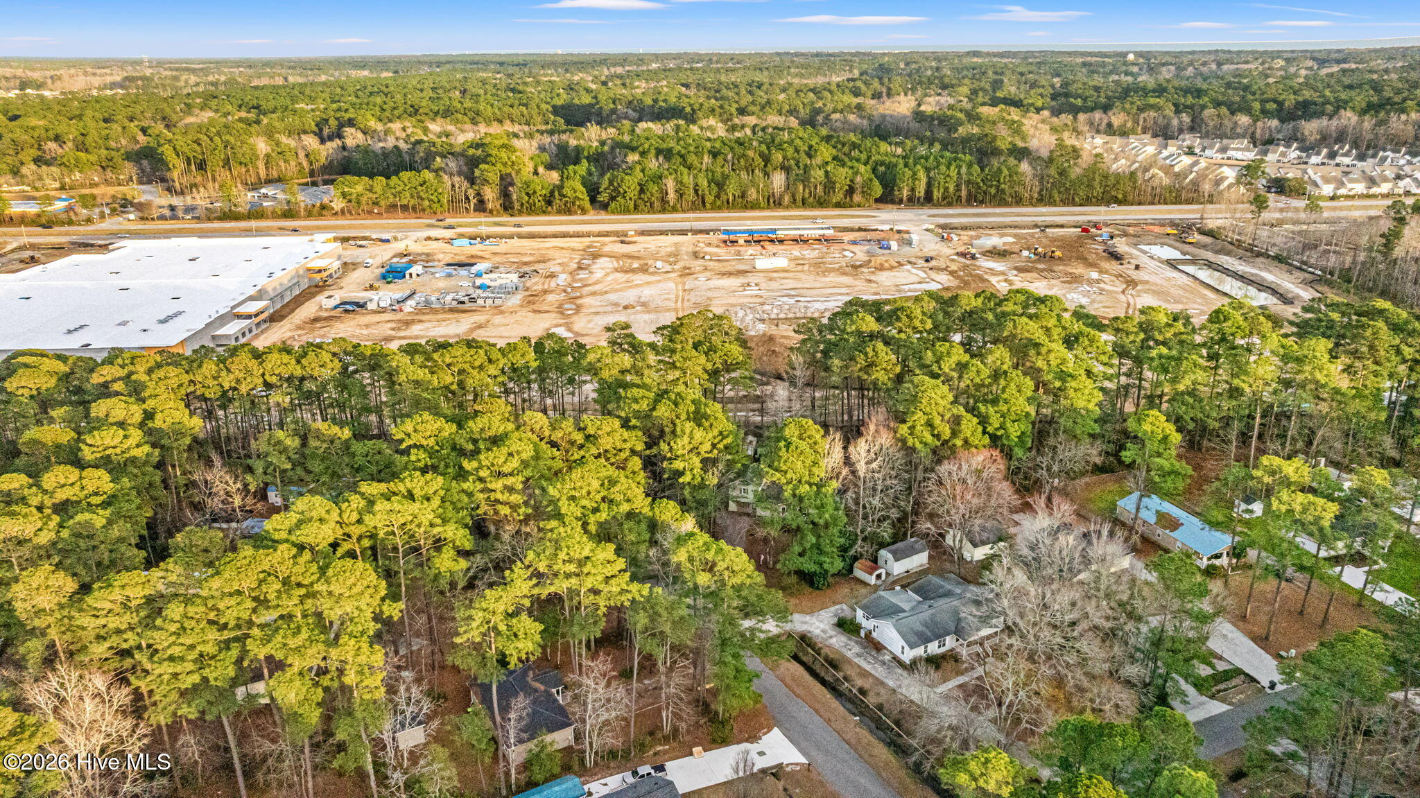 100557144 | Photo 24