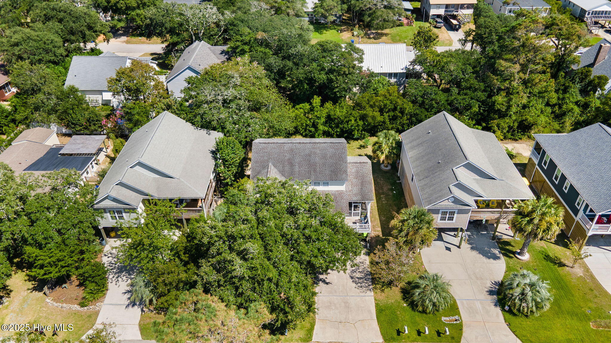 106 SE 44th Street, Oak Island, NC, 28465