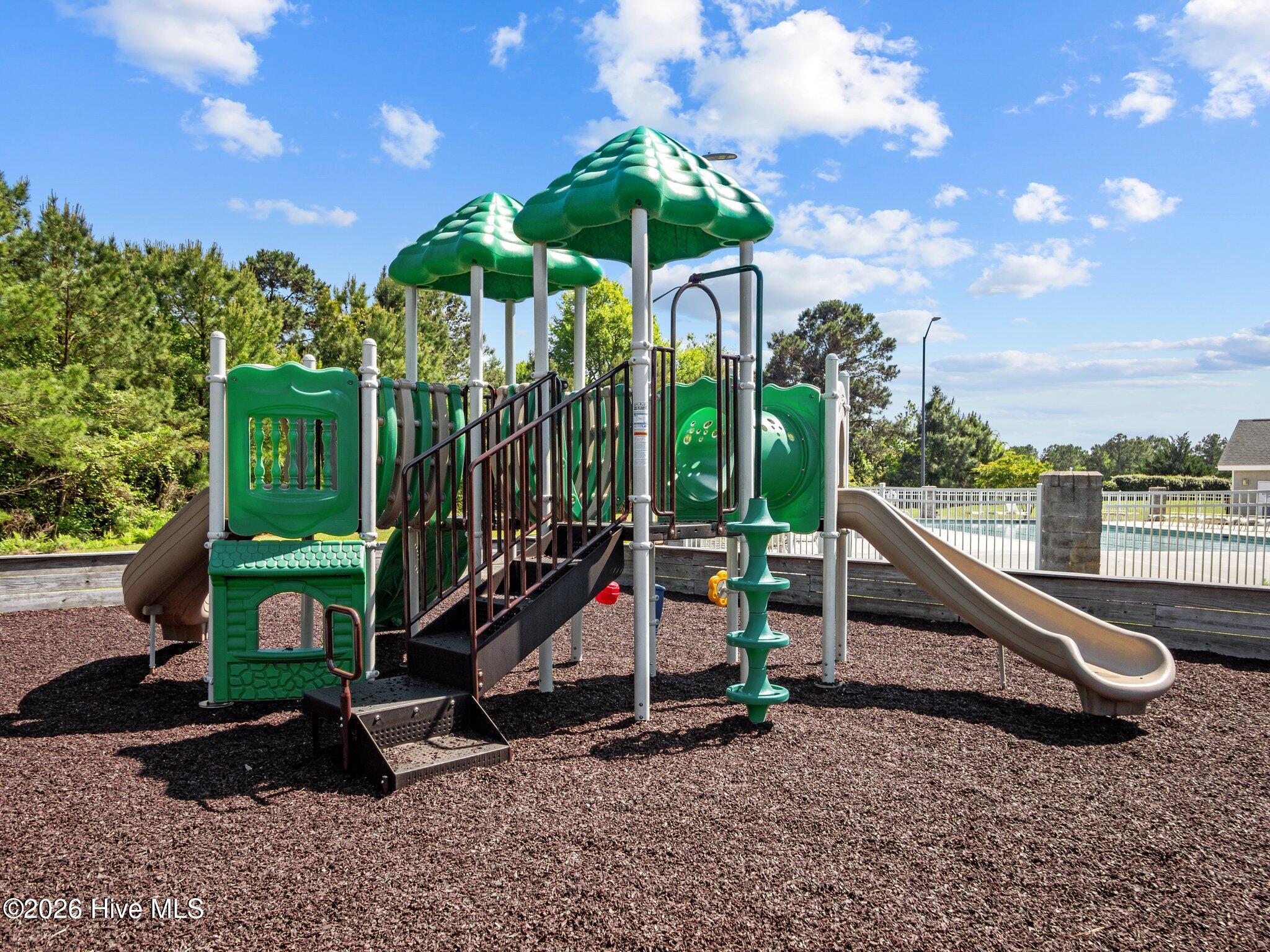 100556667 | Photo 69