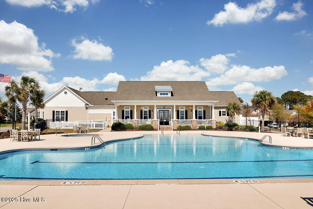 100537515 | Photo 12