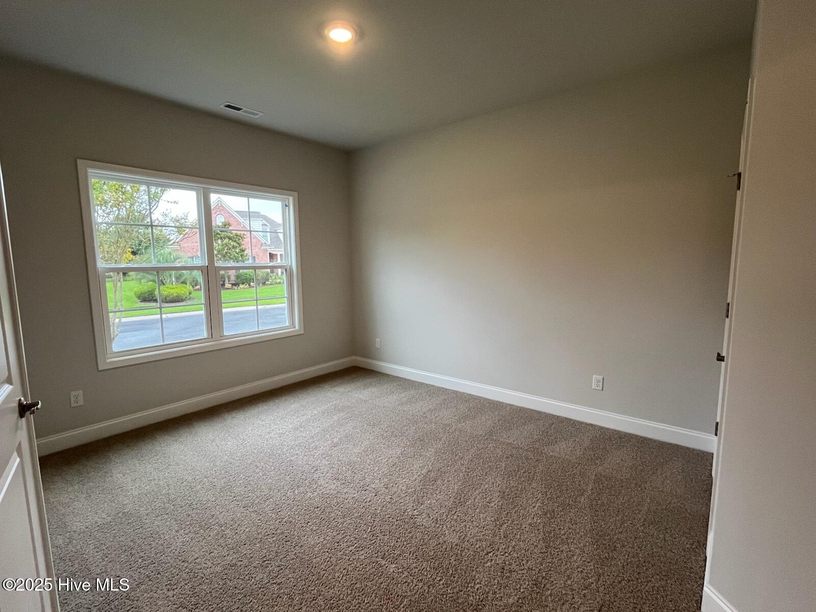 100456477 | Photo 27