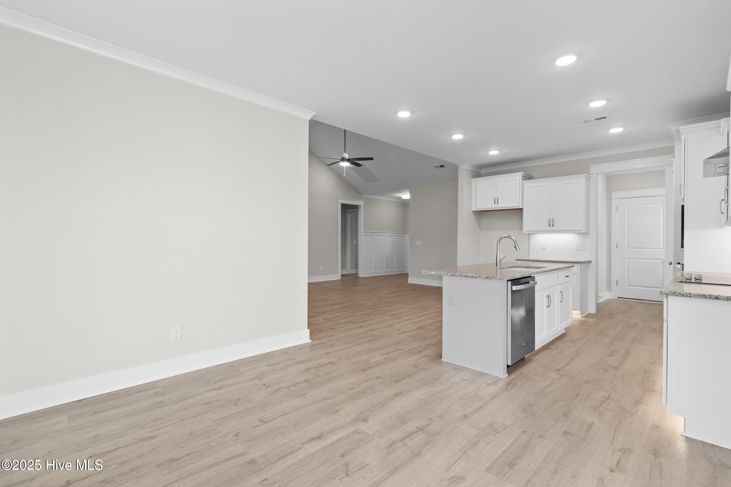2054 Greenside Manor Drive SW, Ocean Isle Beach, NC 28469 – photo 15: 2054 Greenside Manor