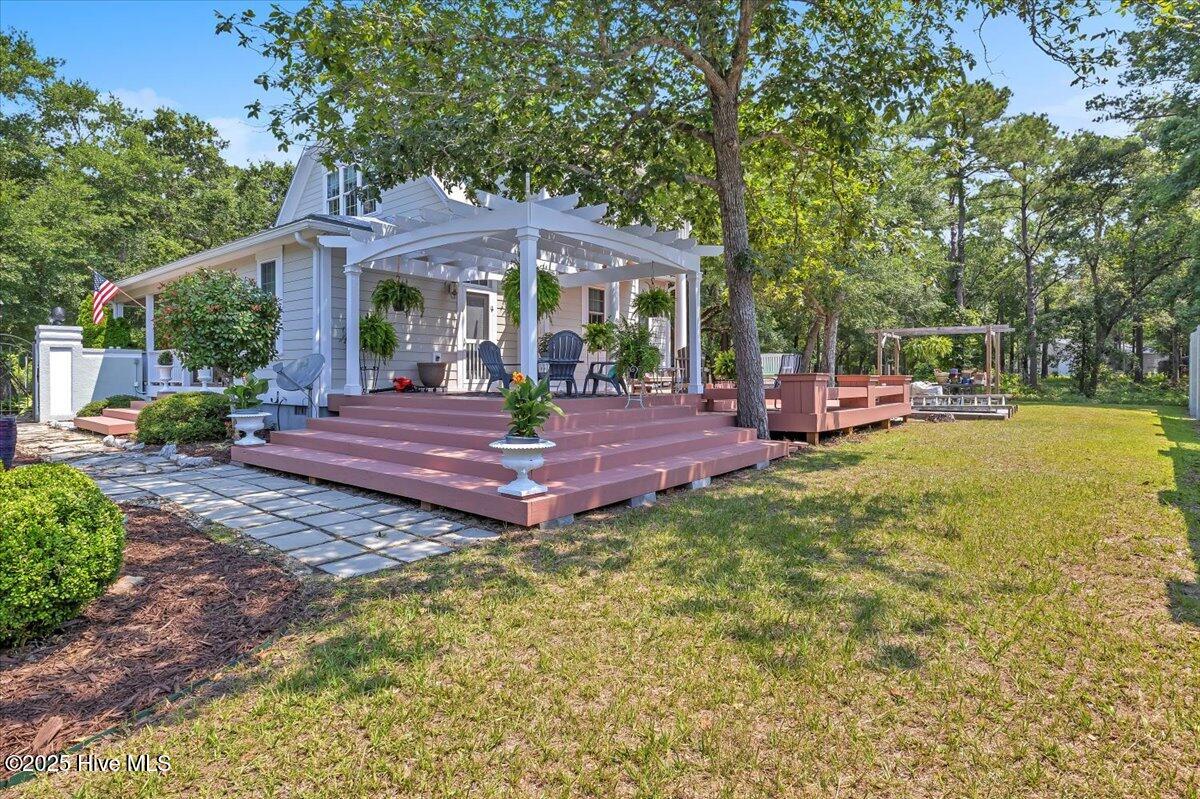 100516766 | Photo 42