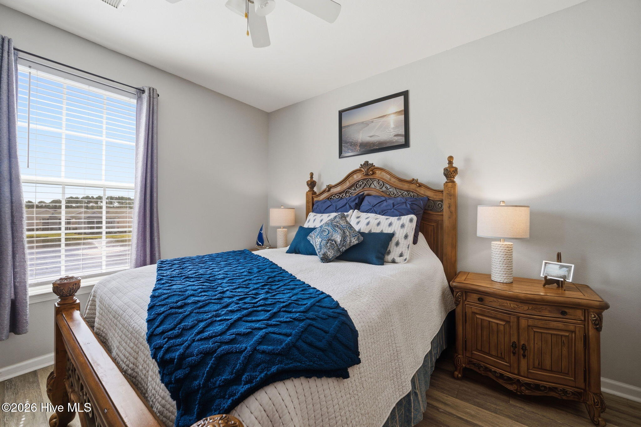 100567159 | Photo 11