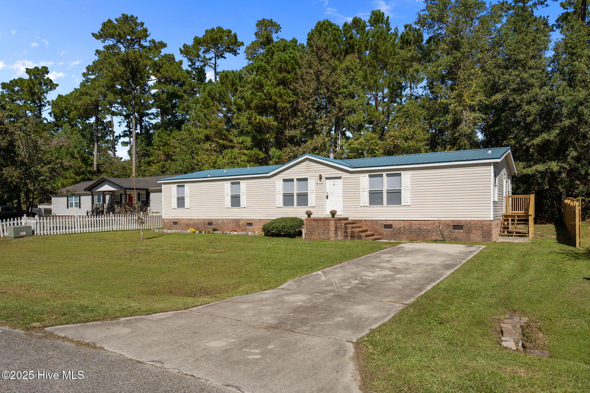 100536867 | Photo 38