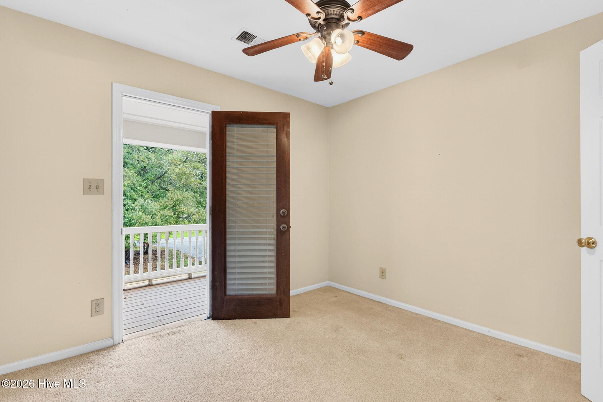 100559541 | Photo 62