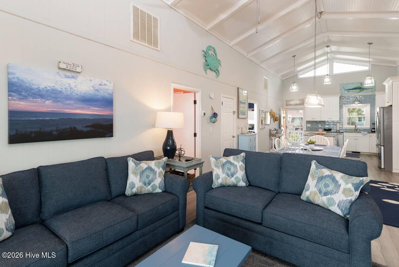 100557462 | Photo 22