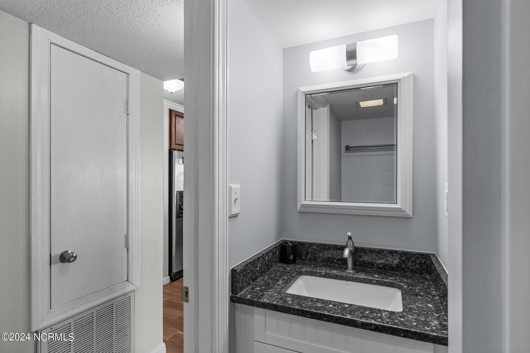 1505 Salter Path Road 304,Indian Beach