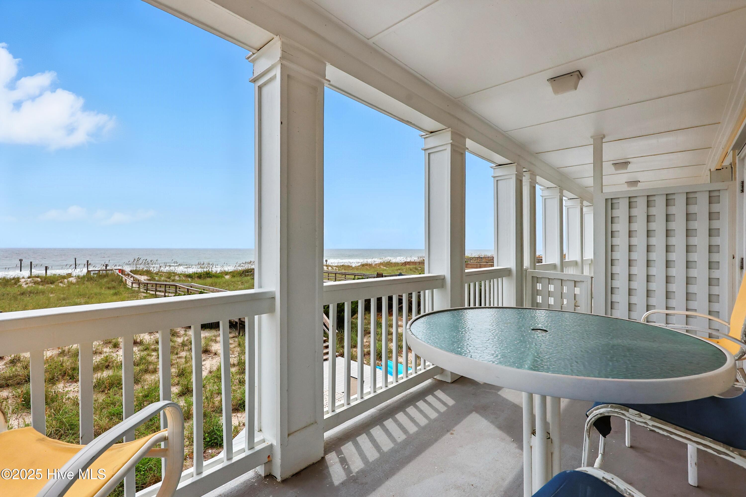 100525482 | Photo 24