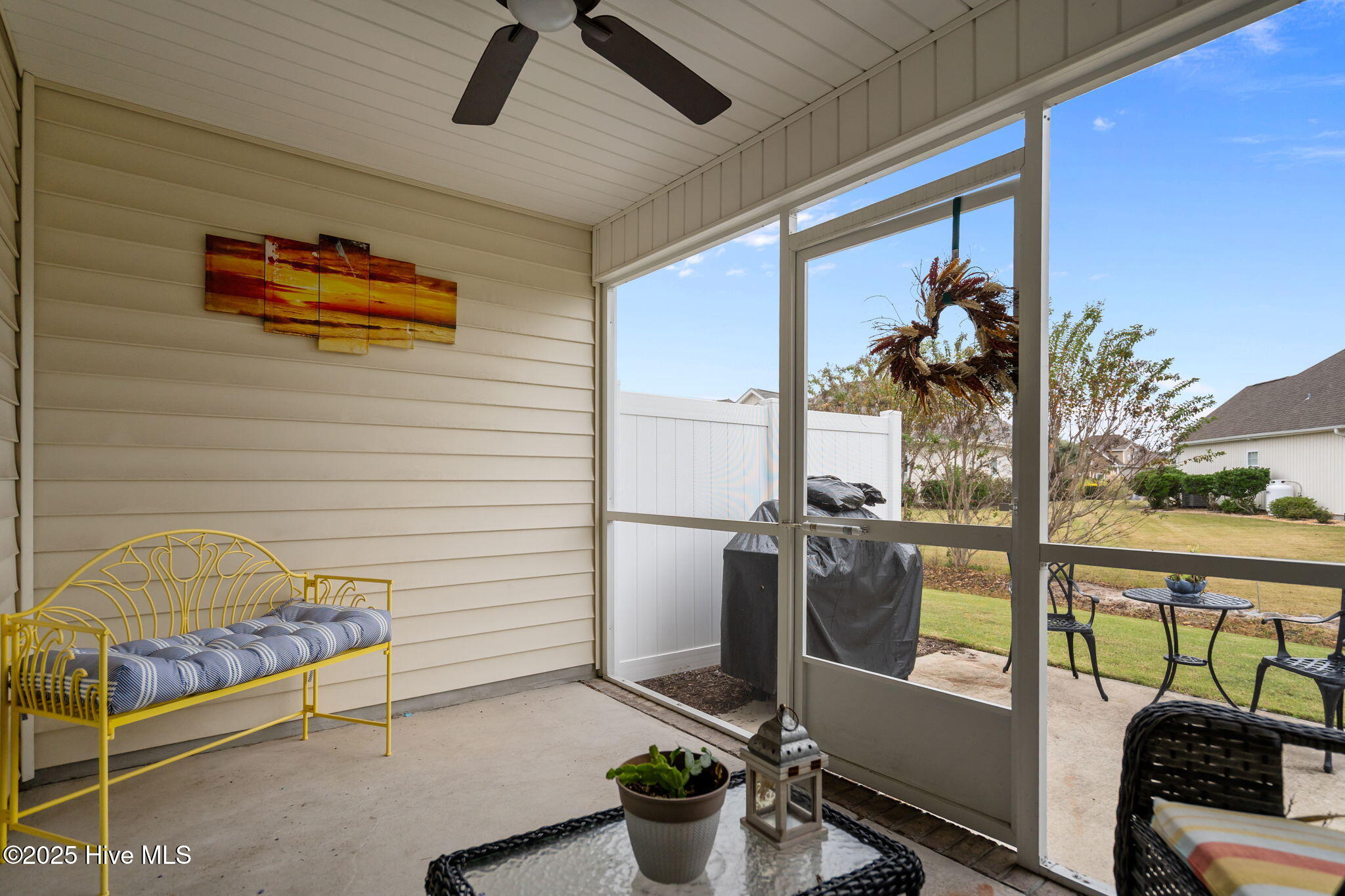 100539451 | Photo 35