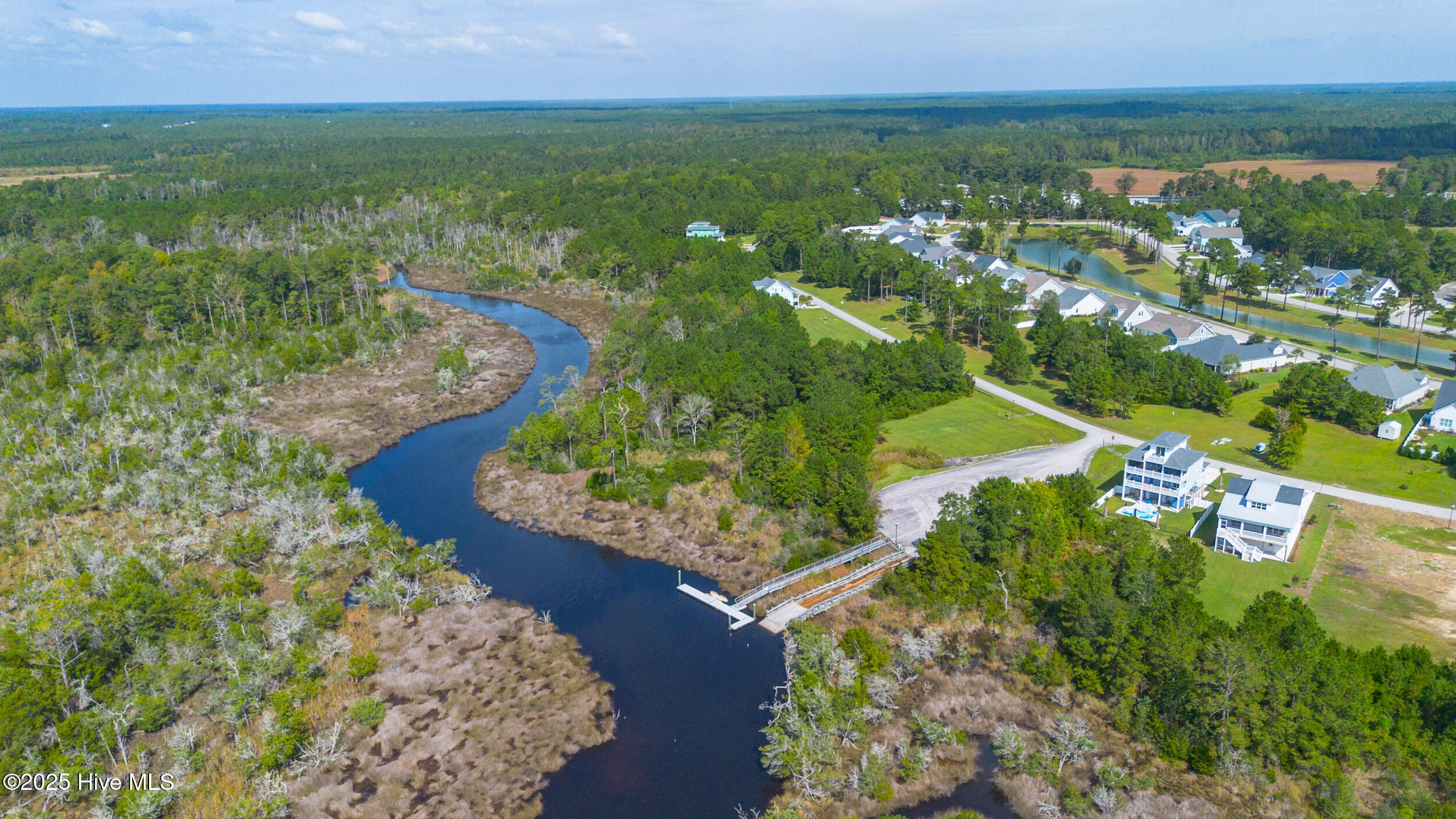 100535117 | Photo 95