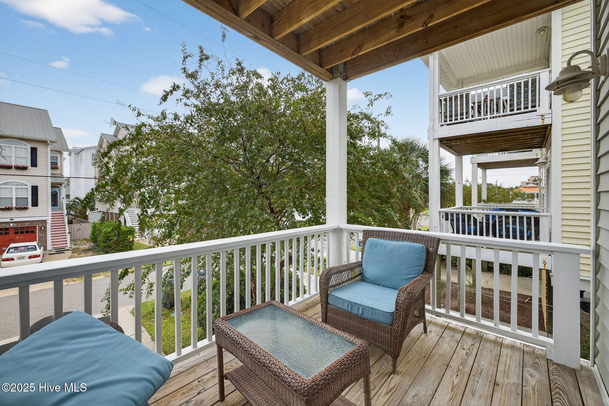 100536023 | Photo 34