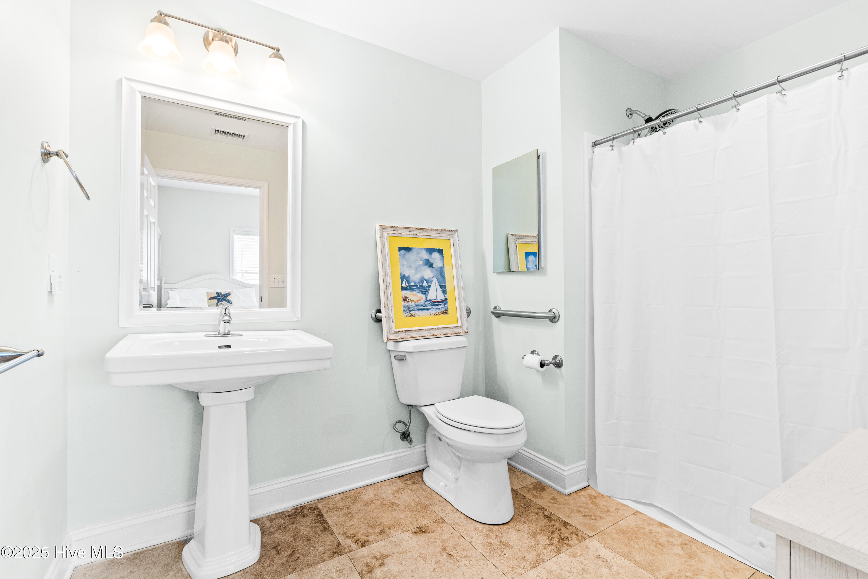 100530608 | Photo 21