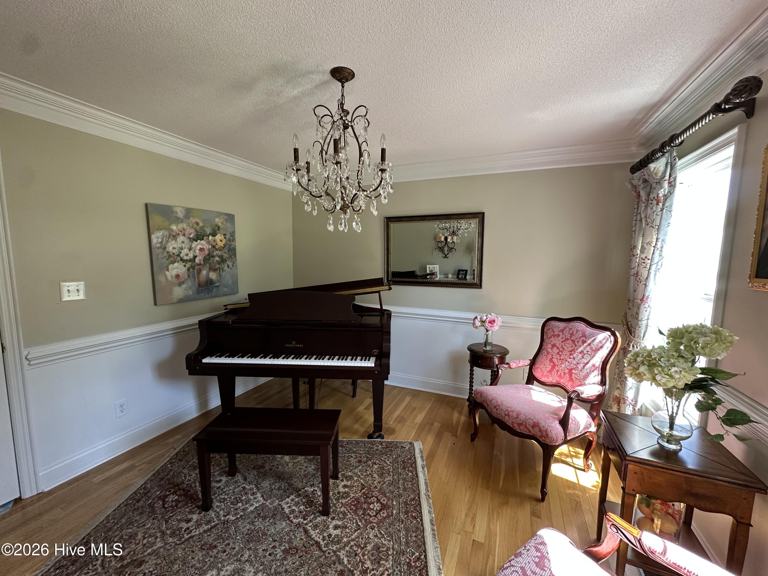 100552030 | Photo 41