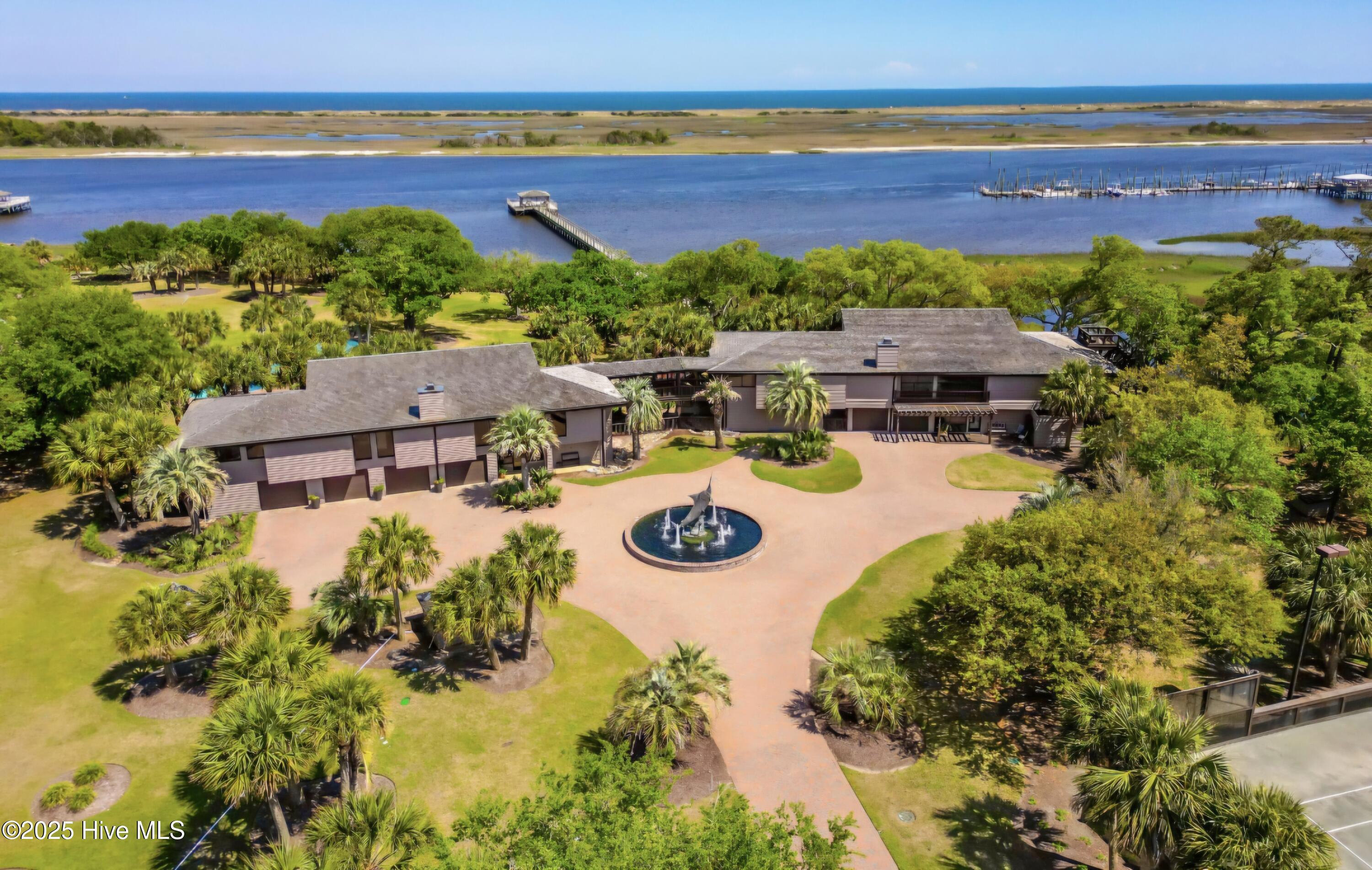 100463801 | Photo 68