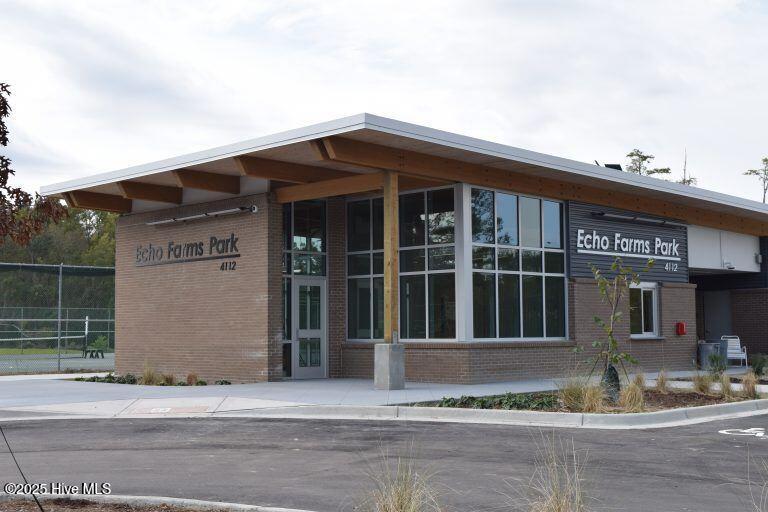 100537850 | Photo 40