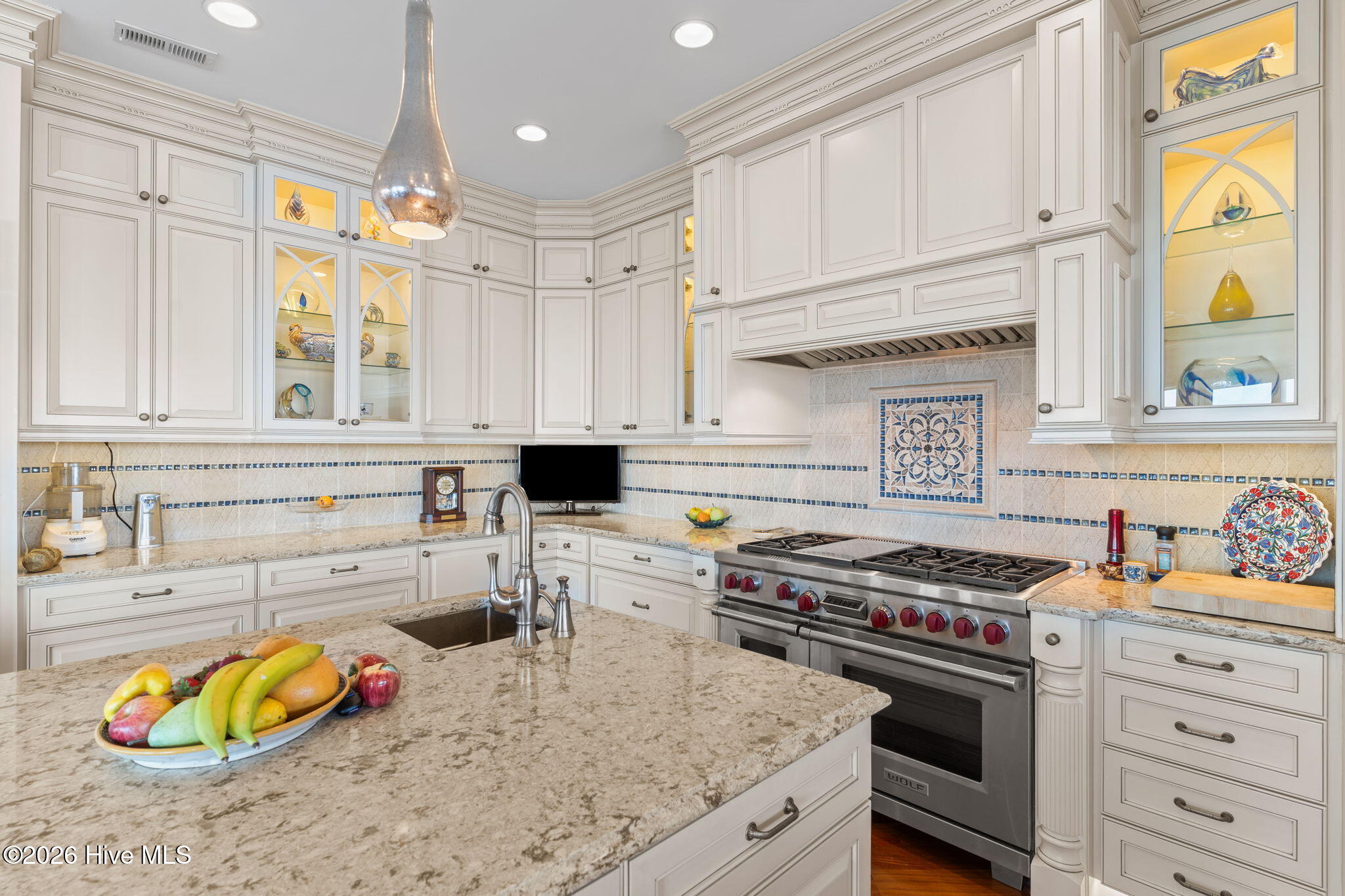 100554777 | Photo 26