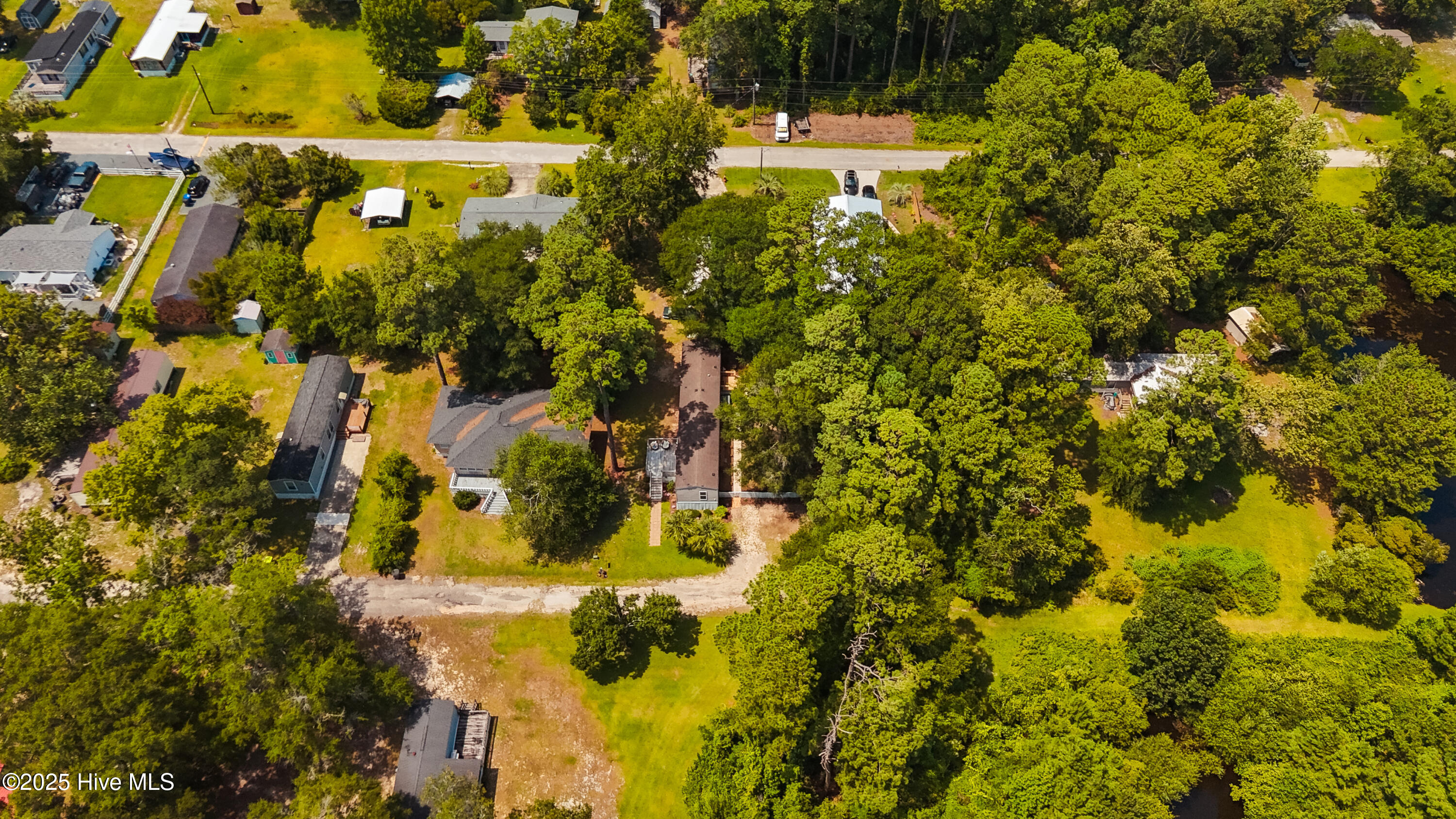 100517636 | Photo 43