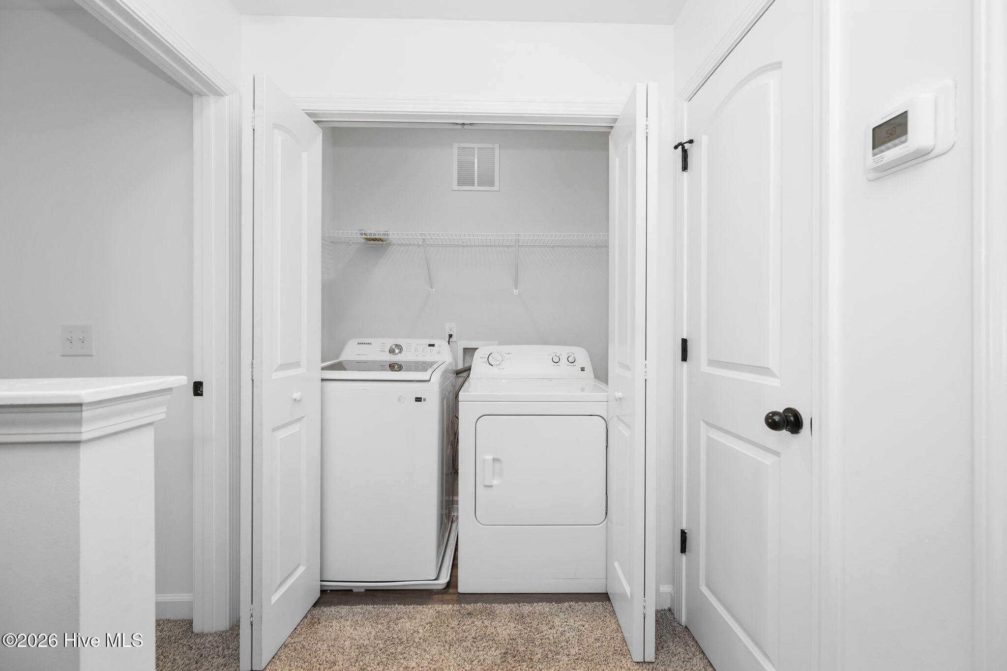 100547697 | Photo 28