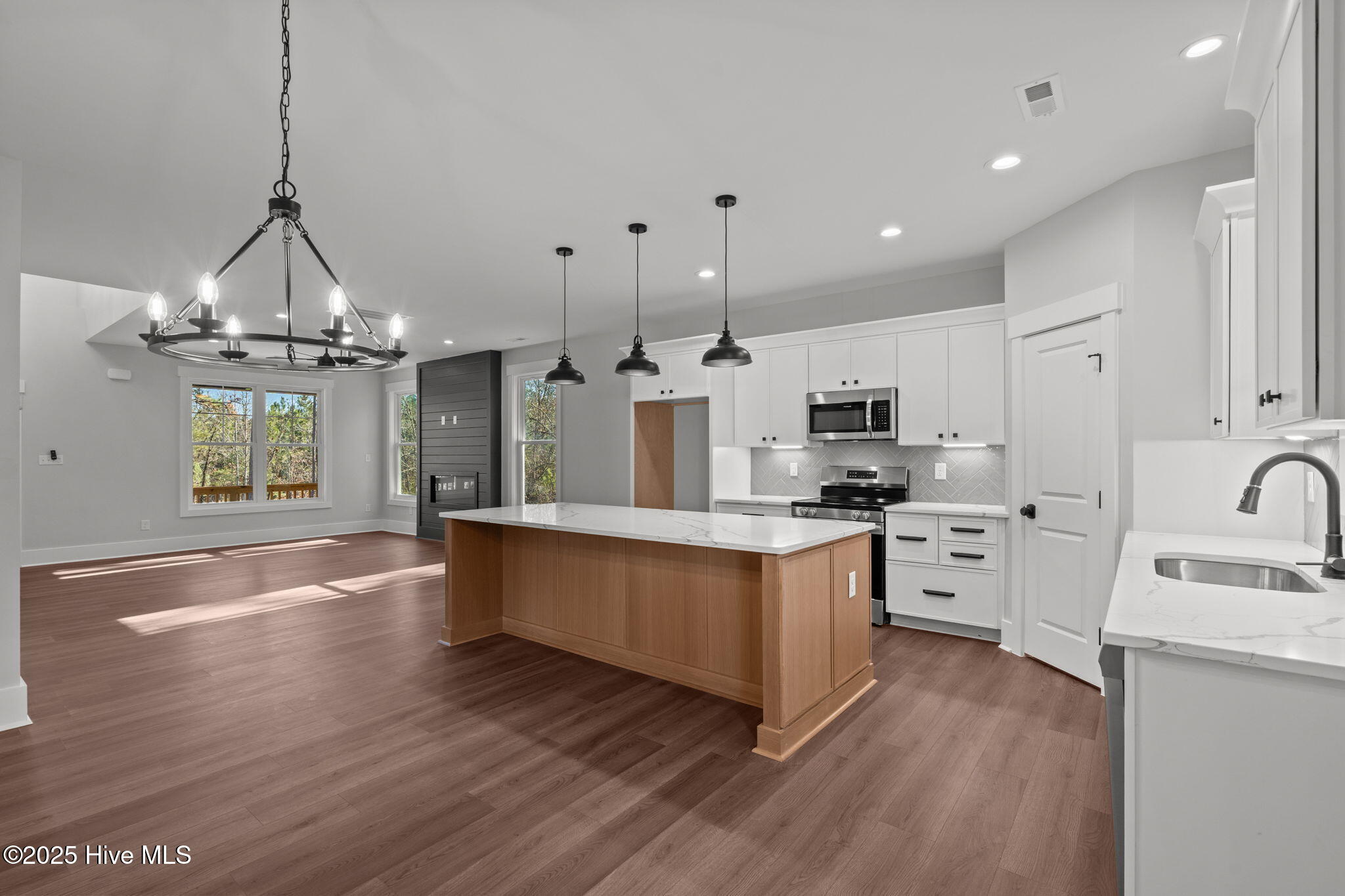 101 Douglas Drive, West End, NC, 27376