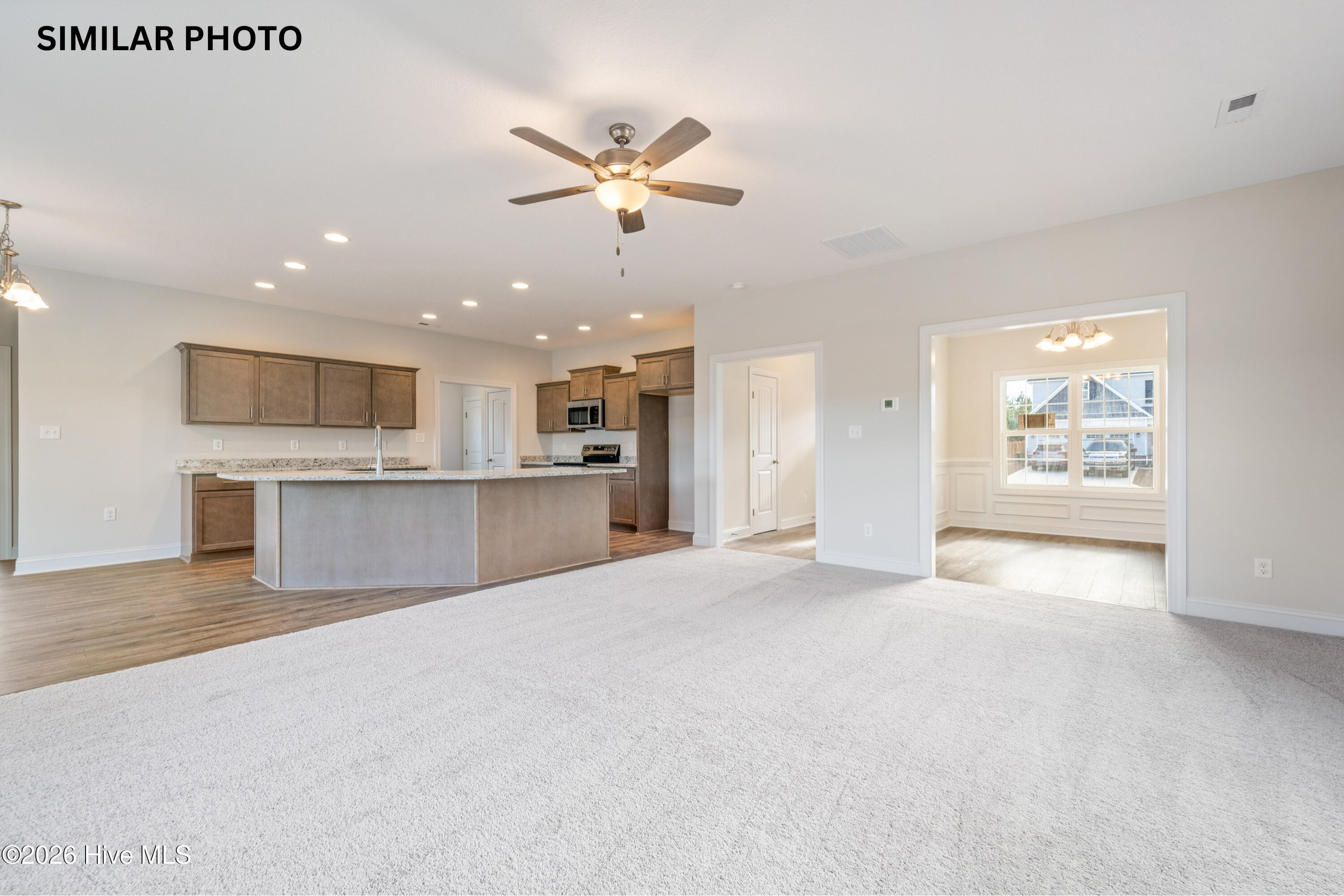 100554454 | Photo 10