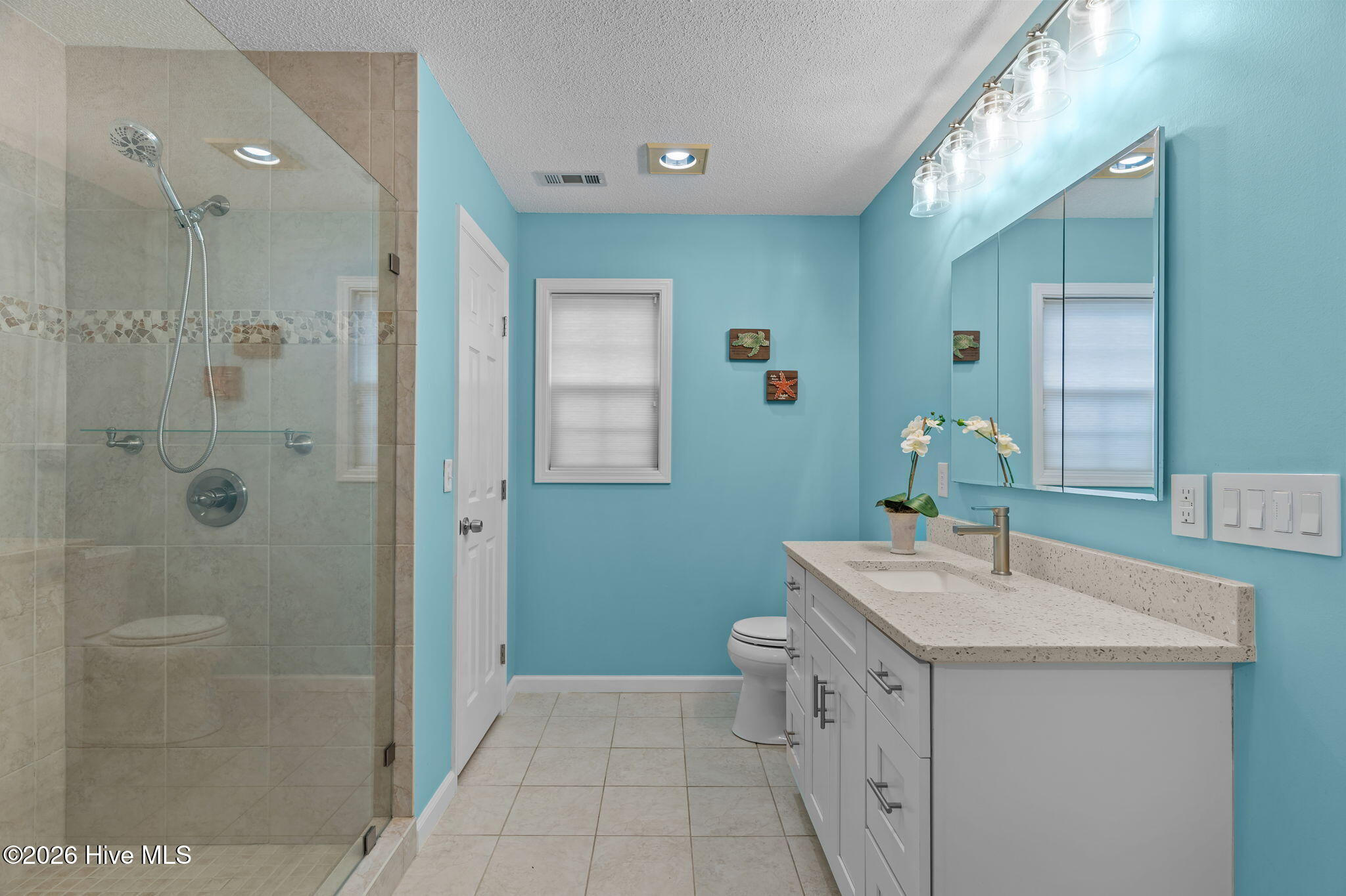 100555796 | Photo 30