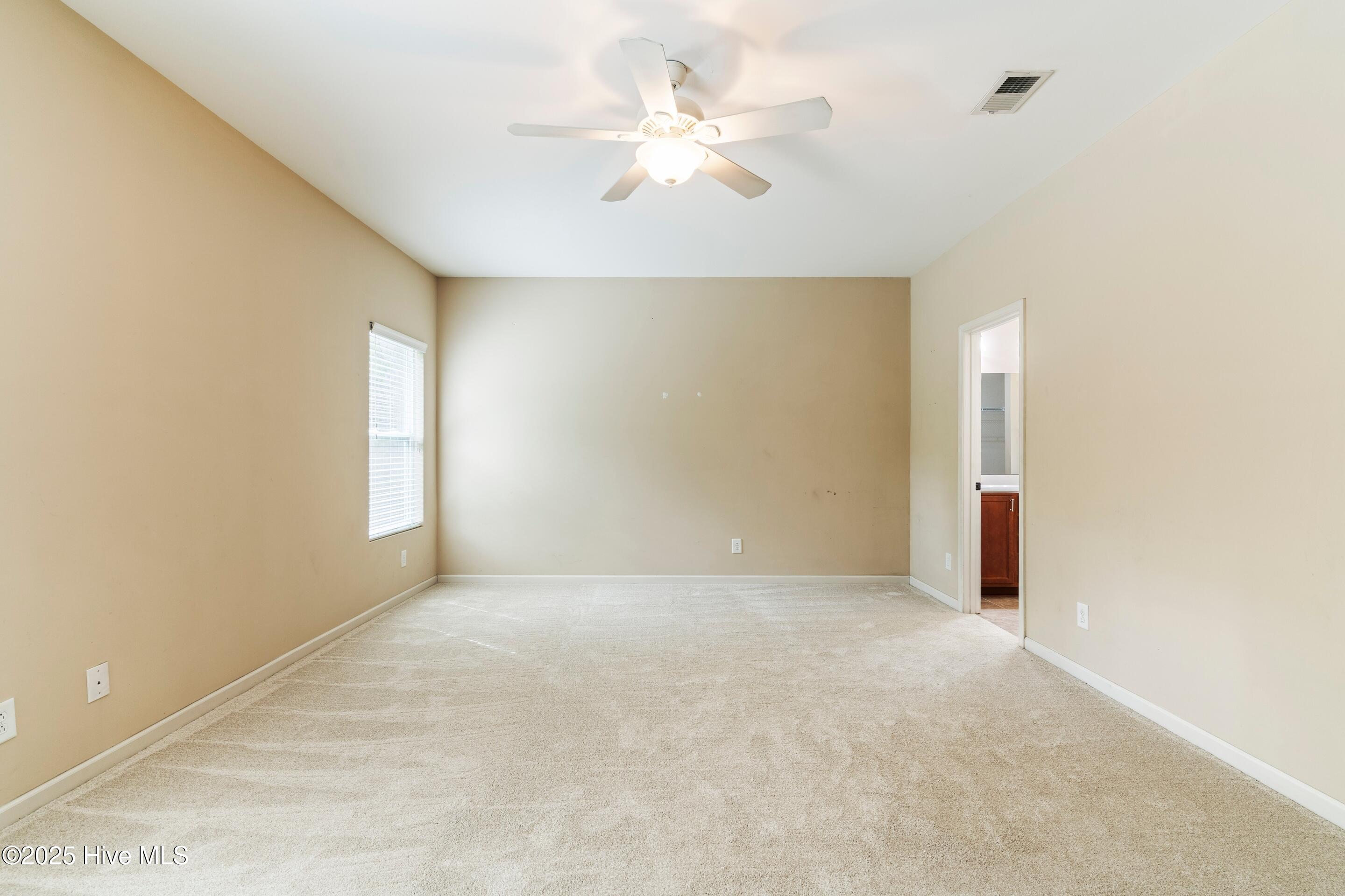 100522432 | Photo 36