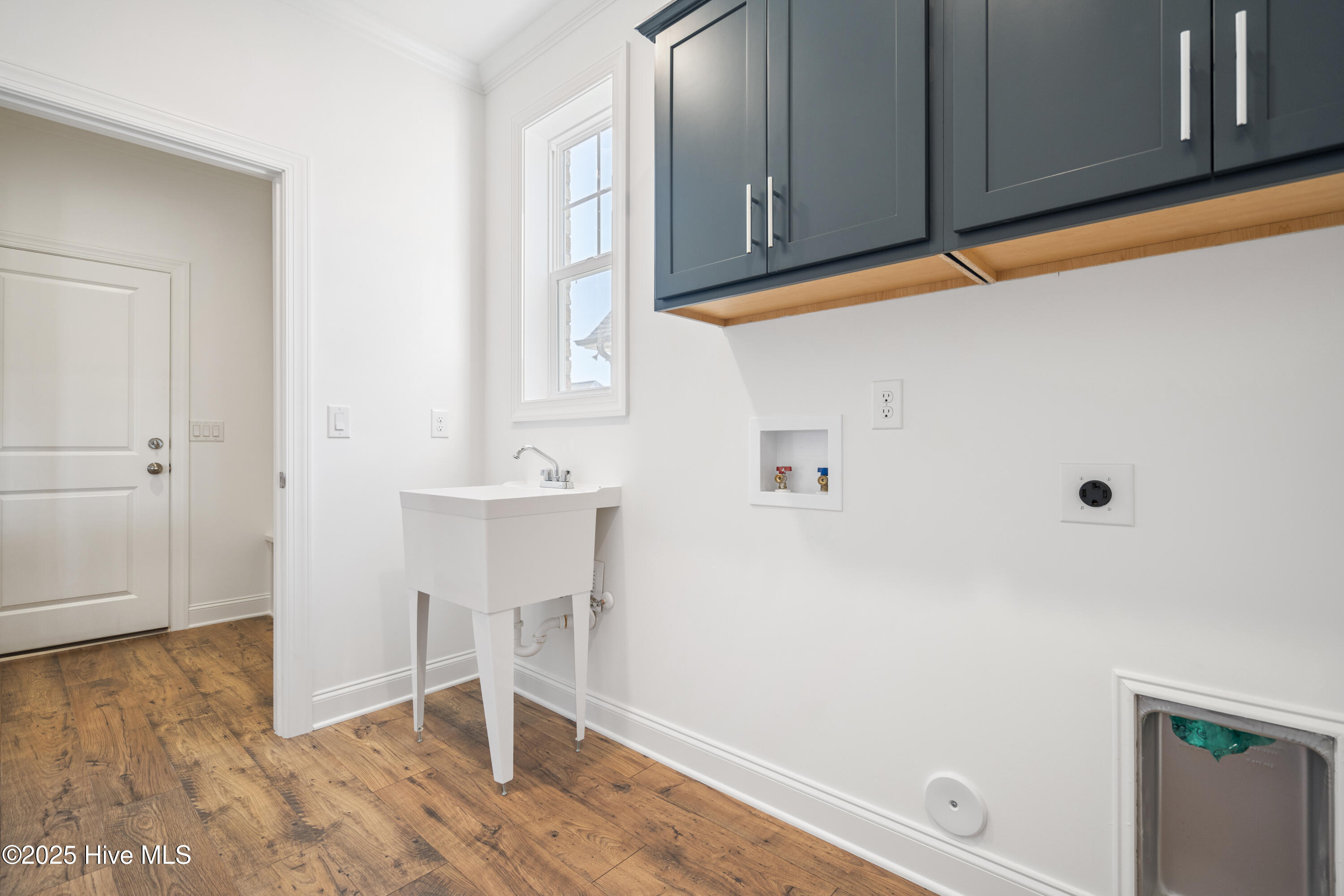 100493135 | Photo 26