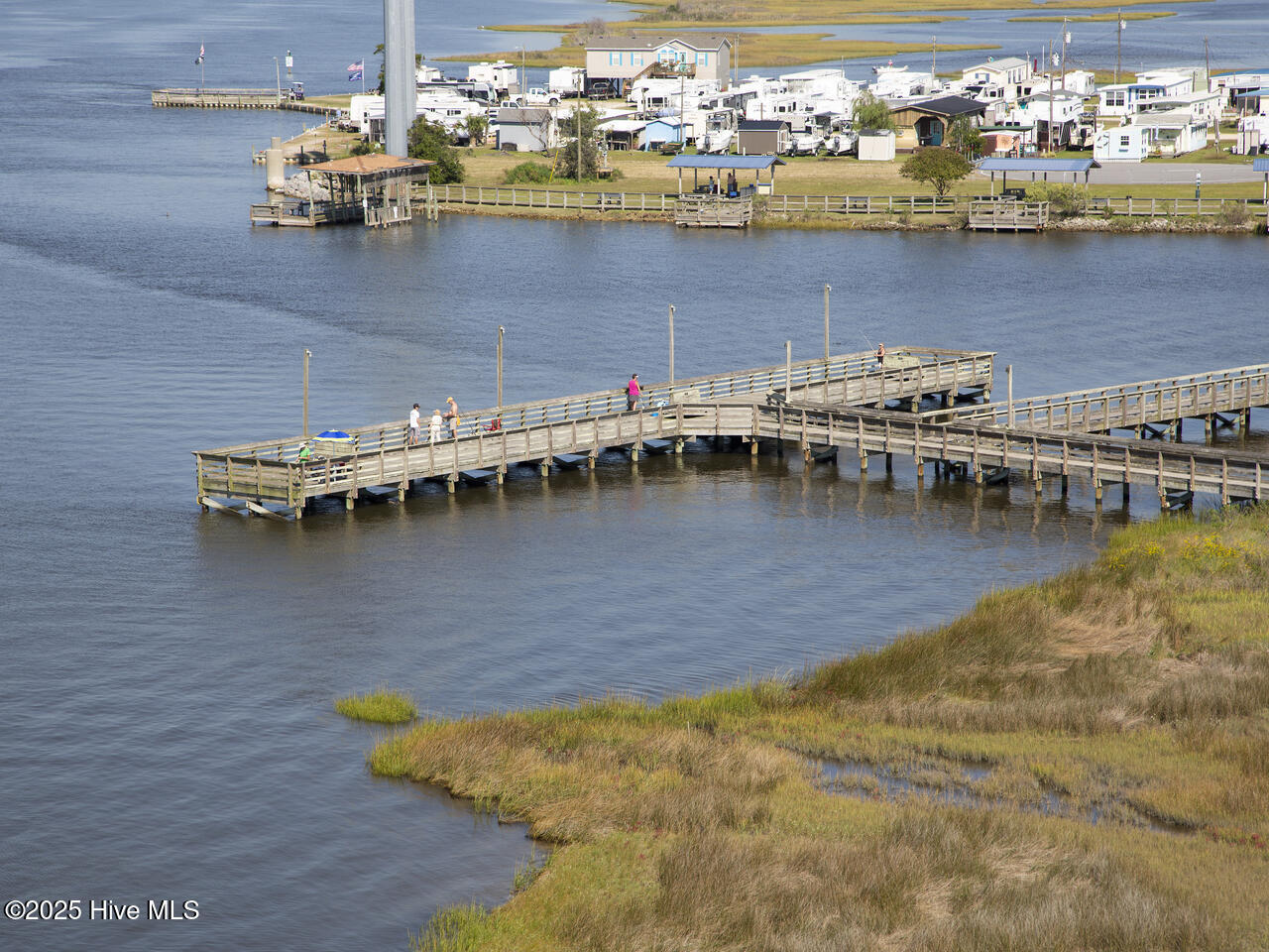 100545395 | Photo 44