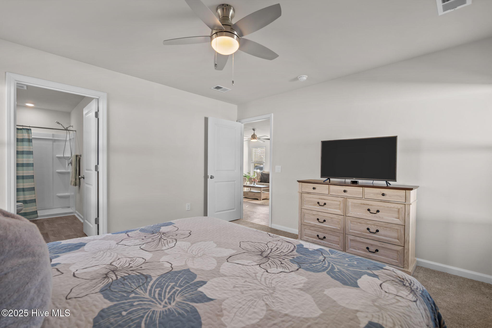 1724 Whispering Pine Street SW, Ocean Isle Beach, NC 28469 – photo 19: 35-web-or-mls-DSC05464