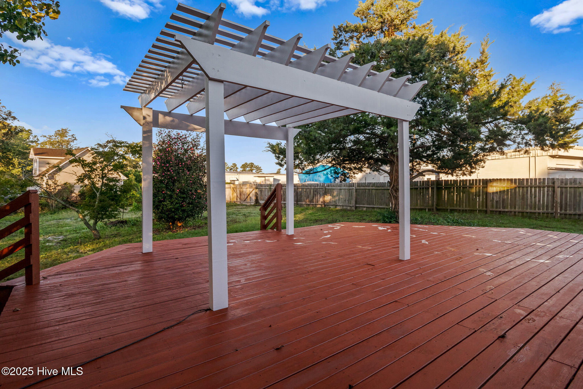 100536534 | Photo 25