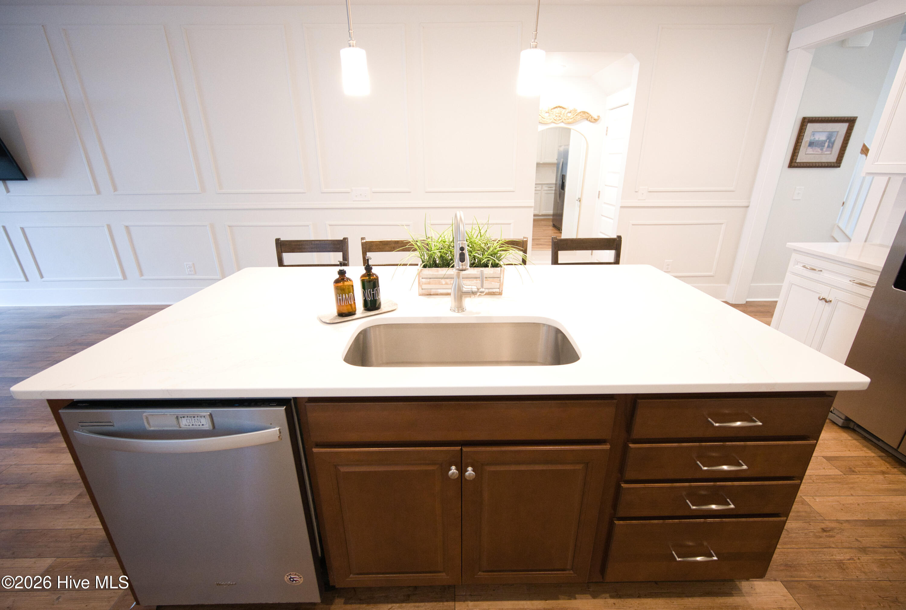 100551337 | Photo 29