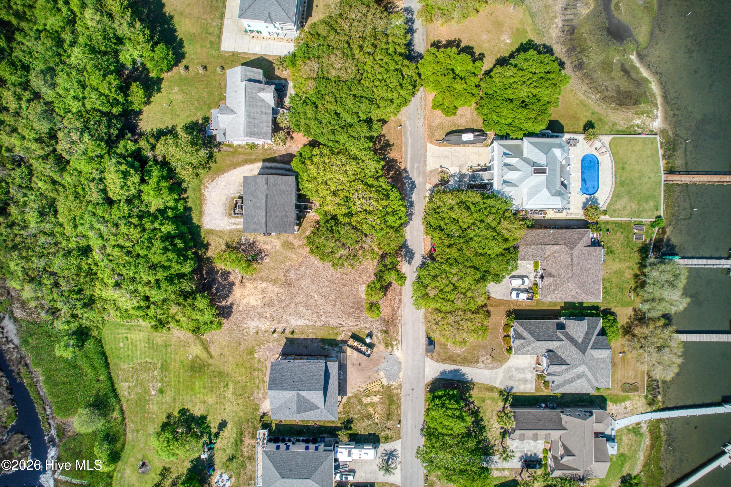 100567917 | Photo 19